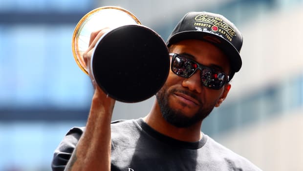 kawhi_leonard_clippers_marquee_photo_.jpg